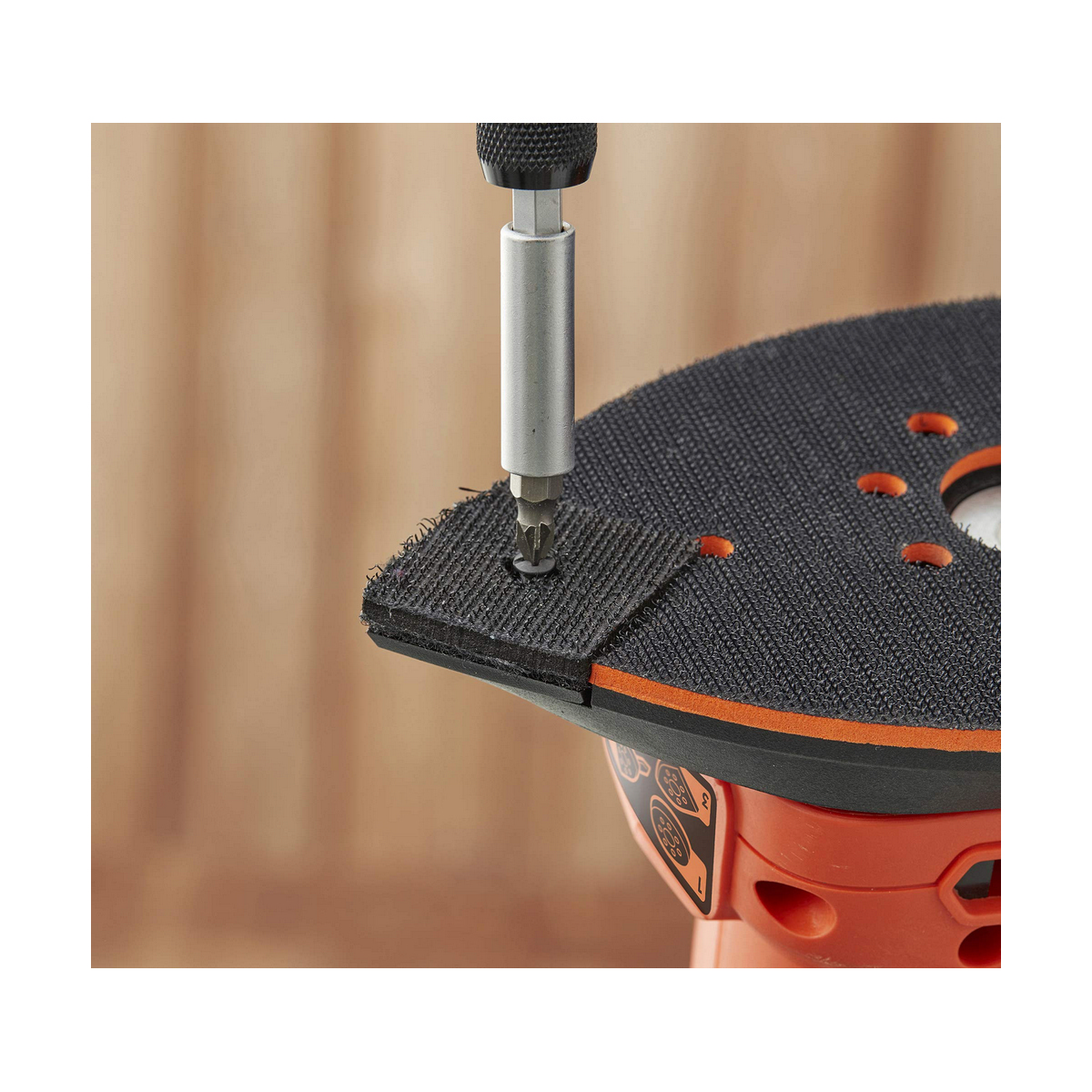 шлифовальный станок Black & Decker BEW200 200 W
